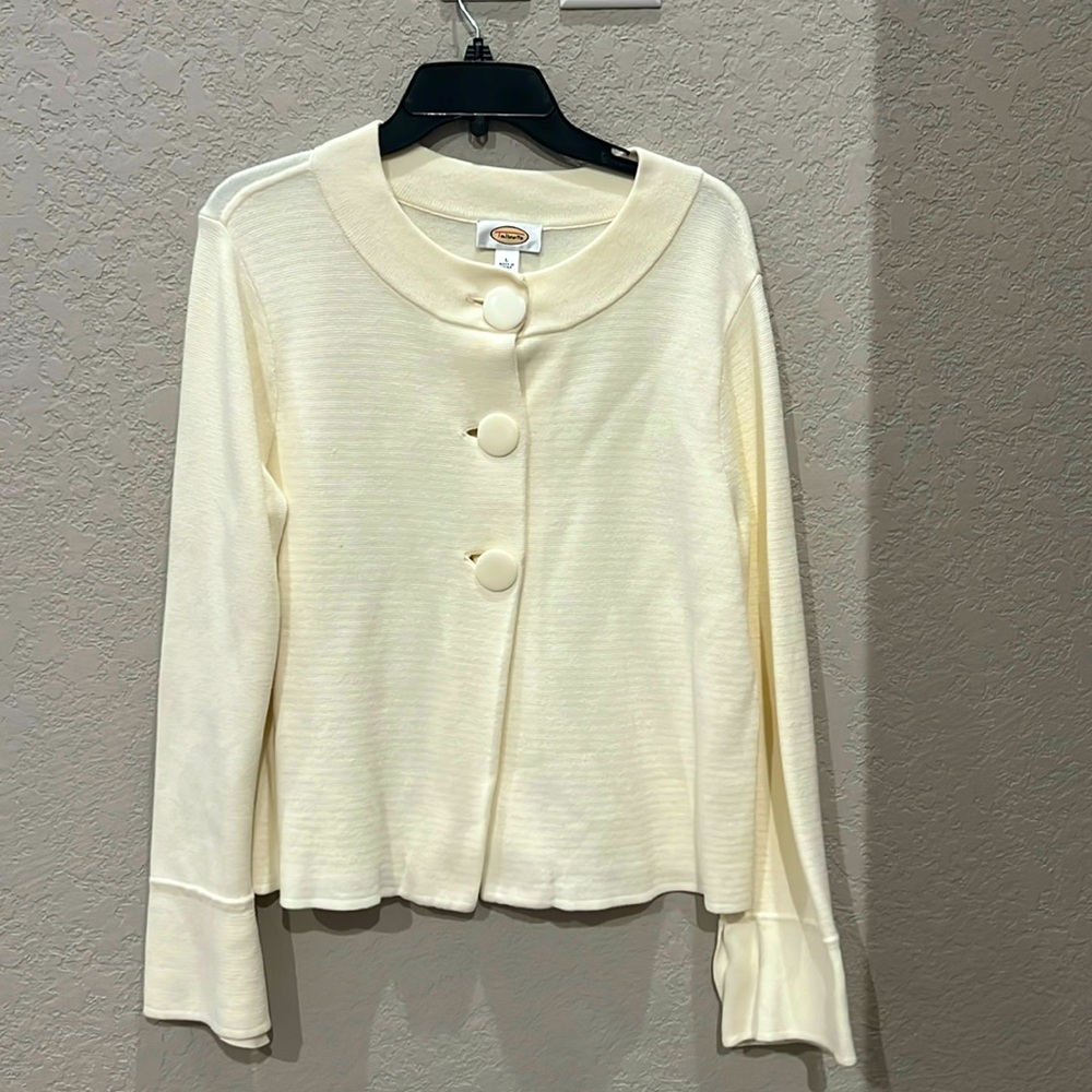 DONATED NWOT Talbots size L cream colored sweater